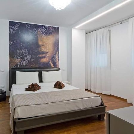 Central Stema Luxury Misano Adriatico Εξωτερικό φωτογραφία